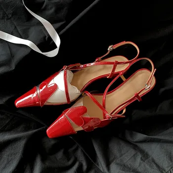 Новые туфли-лодочки 2023Spring Из красной лакированной кожи на неглубокой шпильке для вечеринок с сердечками, Модные женские босоножки на высоком каблуке, черные Босоножки с откидывающейся спинкой